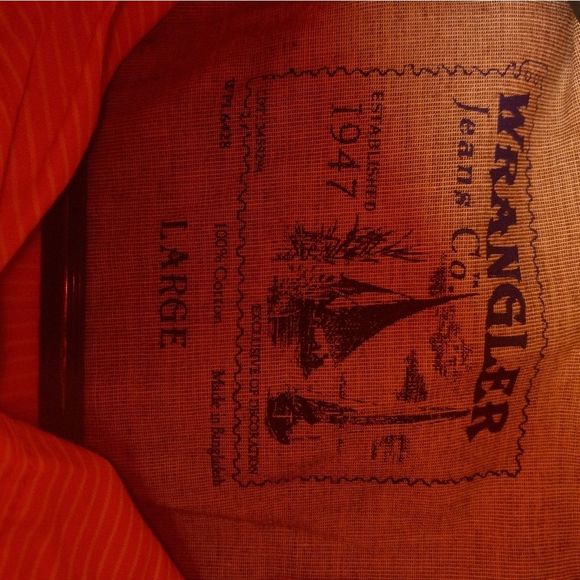 WRANGLER BUTTON DOWN LONG SLEEVE SHIRT - Picture 5 of 5